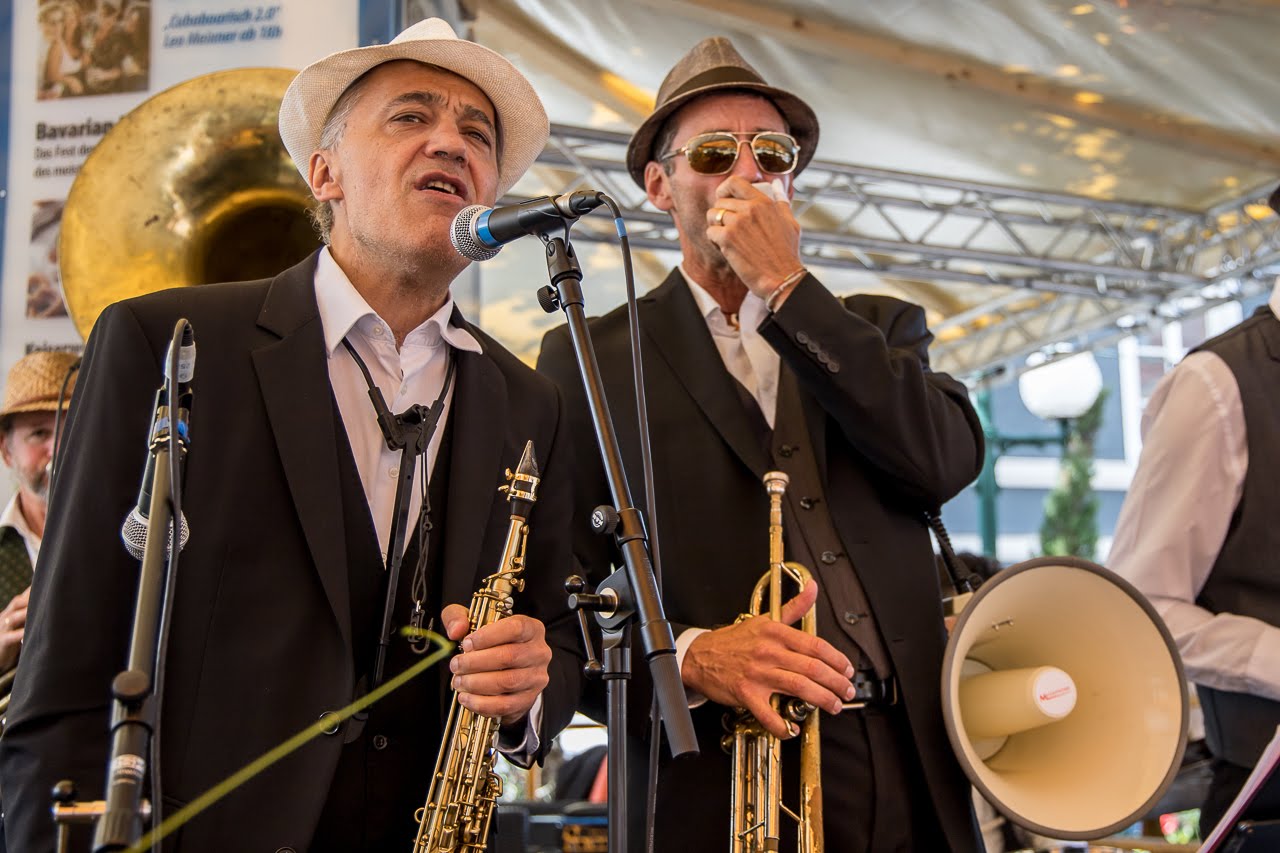 Die Band auf der Bühne